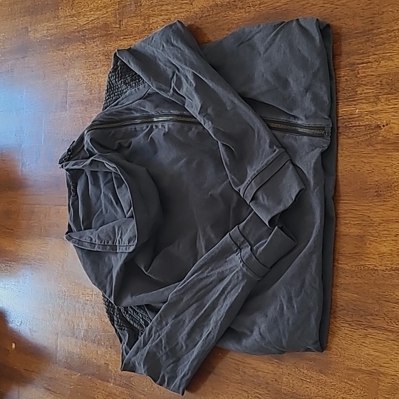 Lululemon Asymmetrical Sway Coat - Picture 6 of 6